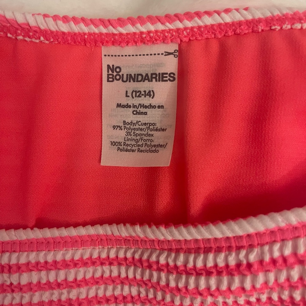💖🤍No Boundaries Red and White Striped Bikini Bottom - Picture 3 of 8